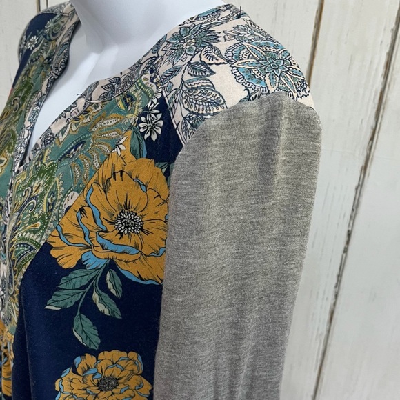 One World Blue Vibrant Floral Quarter-length Sleeve, Sz. S - Picture 11 of 16